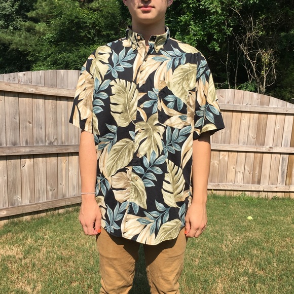 Large Chaps/Ralph Lauren Floral button up shirt - Picture 3 of 4